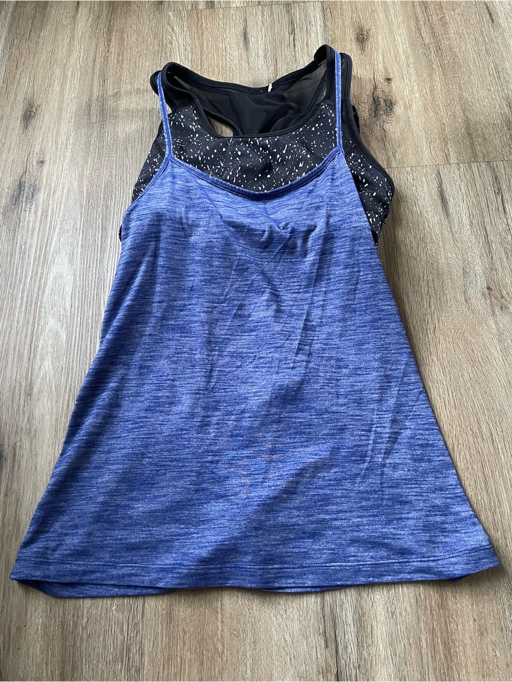 Lululemon tank top size 6